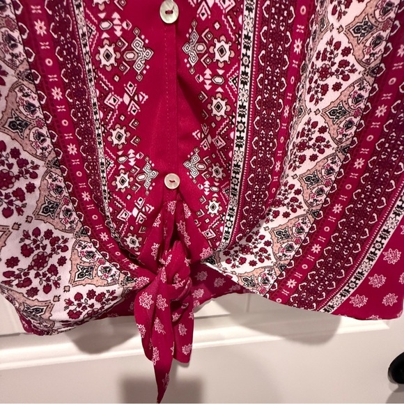 Women's Fuchsia Boho Patterned Blouse - Picture 5 of 7